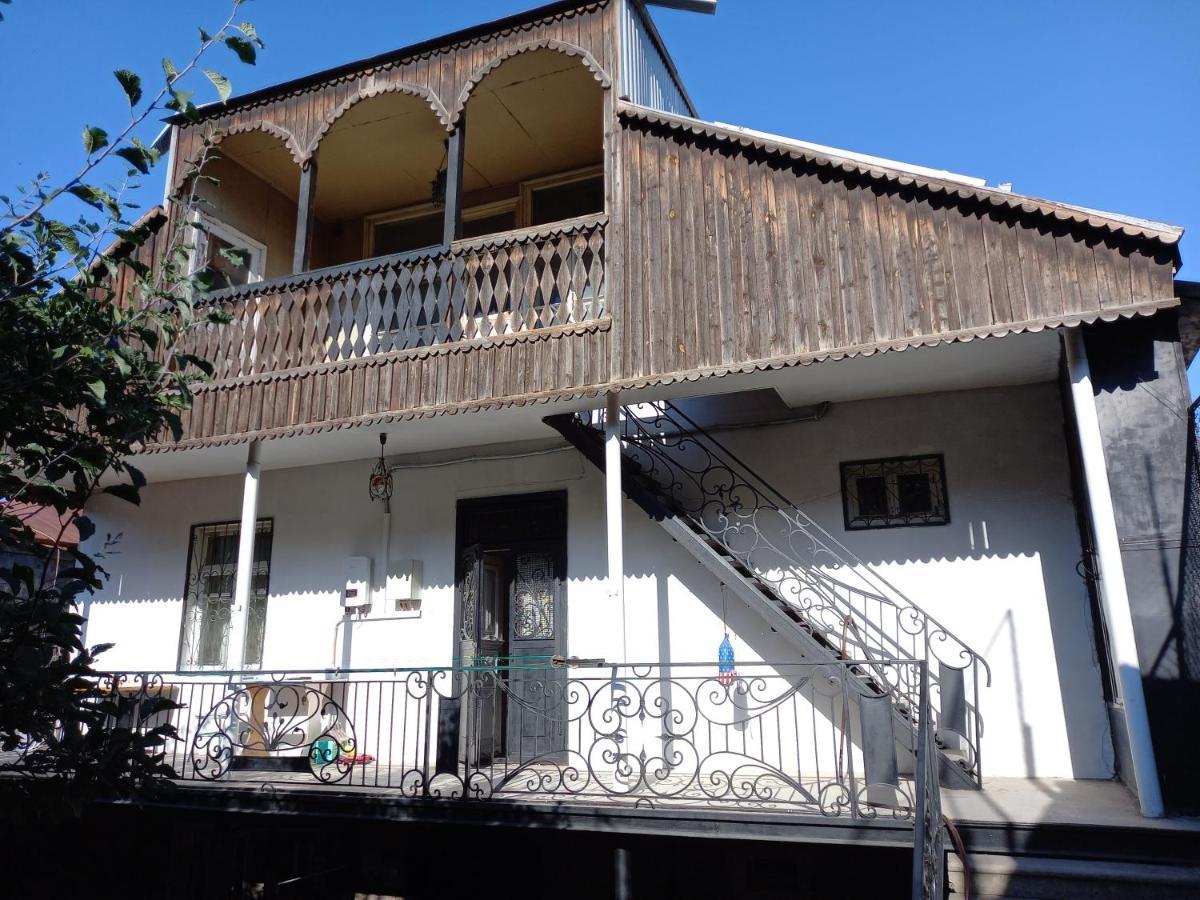 H.A.S.K Bed and Breakfast Gjoemri Buitenkant foto